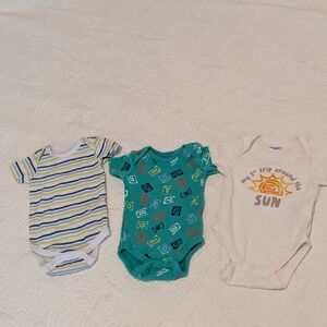 Old Navy Teal, Blue & Cream Baby One-Piece Bodysuit 3-Pack